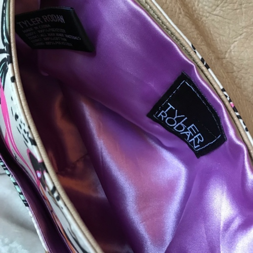 TYLER RODAN || Tropical Patterned Shoulder Bag ✨ - Picture 6 of 8